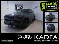 Grün (metallic) Gebraucht 2021 Jeep Compass SUV | 21.890 € (Fairer Preis)