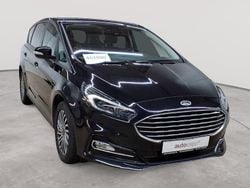 Obsidianschwarz metallic Gebraucht 2022 Ford S-MAX Trend Van / Kleinbus | 20.390 € (Guter Preis)