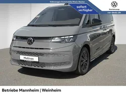 Grau Neu 2025 VW Multivan Life Van / Kleinbus | 66.042 €