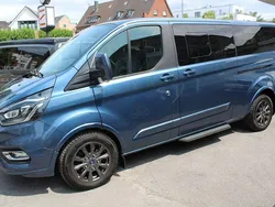 Blau Gebraucht 2020 Ford Tourneo Custom Titanium X Van / Kleinbus | 36.800 € (Fairer Preis)