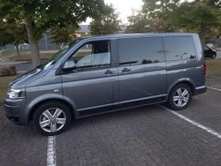 Grau Gebraucht 2013 VW T5 Edition Van | 17.000 € (Guter Preis)