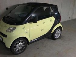 Grün Gebraucht 2002 Smart ForTwo Cabrio Cabrio | 2.800 € (Etwas zu teuer)