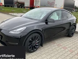 Schwarz Gebraucht 2024 Tesla Model Y Performance SUV | 47.200 € (Fairer Preis)