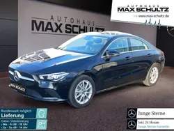Unilack nachtschwarz Gebraucht 2022 Mercedes CLA250e Limousine | 27.880 € (Superpreis)