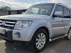 Silber Gebraucht 2010 Mitsubishi Pajero Instyle SUV | 16.250 € (Guter Preis)
