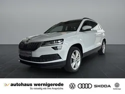 Weiß Gebraucht 2021 Skoda Karoq Style SUV | 20.940 € (Guter Preis)