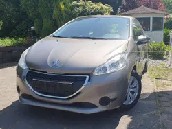 Braun Gebraucht 2015 Peugeot 208 Active Kleinwagen | 4.500 € (Guter Preis)