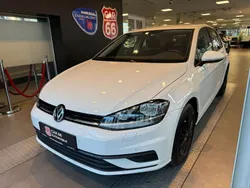 Weiß Gebraucht 2018 VW Golf VII Trendline Limousine | 12.900 € (Guter Preis)