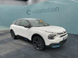 Weiß Gebraucht 2023 Citroën e-C4 Shine Limousine | 24.700 € (Etwas zu teuer)