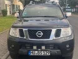 Schwarz Gebraucht 2016 Nissan Navara Abholung | 21.900 € (Fairer Preis)