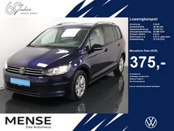 Atlantik blue Gebraucht 2024 VW Touran Comfortline Van / Kleinbus | 32.985 € (Fairer Preis)