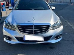 Grau Gebraucht 2015 Mercedes E220 Kombi | 12.000 €