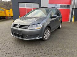 Grau Gebraucht 2017 VW Sharan Van / Kleinbus | 12.400 € (Superpreis)