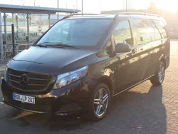 Schwarz Gebraucht 2016 Mercedes Vito Van / Kleinbus | 17.299 €