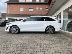 Weiß Neu 2025 Kia Ceed Sportswagon GT-Line Kombi | 35.790 € (Teuer)