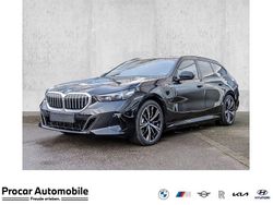 Schwarz Neu 2025 BMW 530e M Sport Kombi | 72.490 € (Fairer Preis)