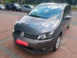 Grau Gebraucht 2013 VW Touran Van / Kleinbus | 9.000 € (Guter Preis)