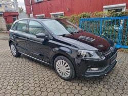 Schwarz Gebraucht 2015 VW Polo Trendline Kleinwagen | 6.900 € (Guter Preis)