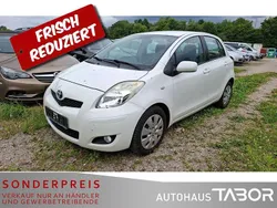 Weiß Gebraucht 2009 Toyota Yaris Sol Limousine | 4.985 € (Fairer Preis)