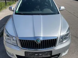 Silber Gebraucht 2009 Skoda Octavia Ambiente Kombi | 4.400 € (Fairer Preis)