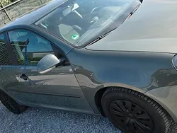 Grün Gebraucht 2004 VW Golf V Kleinwagen | 4.000 € (Fairer Preis)