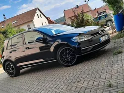 Schwarz Gebraucht 2019 VW Golf VII Limousine | 15.000 € (Fairer Preis)