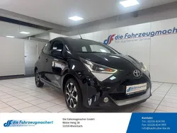 Black mica Gebraucht 2021 Toyota Aygo X-play Kleinwagen | 9.988 € (Fairer Preis)