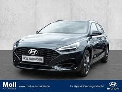 Cypress green Gebraucht 2024 Hyundai i30 Advantage Kombi | 27.675 € (Fairer Preis)