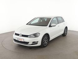Weiß Gebraucht 2016 VW Golf VII Allstar Limousine | 12.220 € (Fairer Preis)