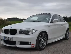Weiß Gebraucht 2011 BMW 125 M Sport Kleinwagen | 18.000 €