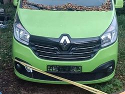 Grün Gebraucht 2017 Renault Master Van / Kleinbus | 20.500 €