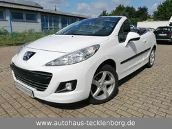Weiß Gebraucht 2010 Peugeot 207 CC Cabrio | 4.750 € (Fairer Preis)