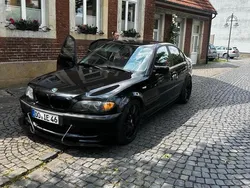 Schwarz Gebraucht 2001 BMW 330 Limousine | 3.600 € (Guter Preis)