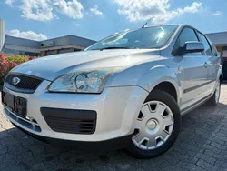 Silber Gebraucht 2006 Ford Focus Kombi | 1.490 € (Superpreis)