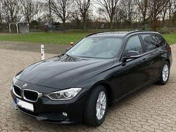 Schwarz Gebraucht 2014 BMW 318 Sport Line Kombi | 6.800 € (Guter Preis)
