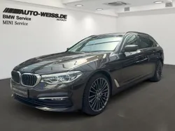 Grau Gebraucht 2019 BMW 520 Performance Kombi | 24.900 € (Guter Preis)