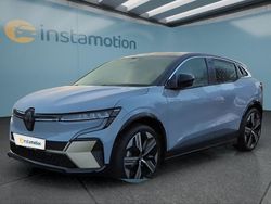 Grau Gebraucht 2022 Renault Megane E-Tech Limousine | 30.649 € (Teuer)