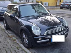 Schwarz Gebraucht 2004 Mini Cooper Kleinwagen | 1.975 € (Fairer Preis)