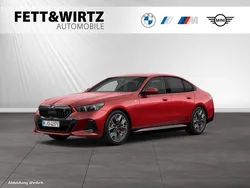 Fire red metallic Gebraucht 2024 BMW i5 M Sport Limousine | 60.800 €