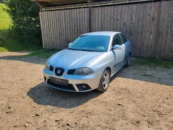 Silber Gebraucht 2007 Seat Ibiza Kleinwagen | 2.000 €