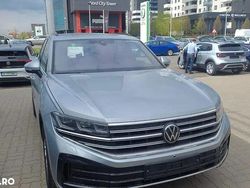 Silber Neu 2025 VW Touareg SUV | 61.999 €