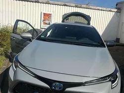 Grau Gebraucht 2022 Toyota Corolla Hybrid Team Kleinwagen | 19.000 €