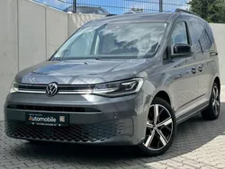 Grau Gebraucht 2021 VW Caddy Move Van / Kleinbus | 24.999 € (Fairer Preis)