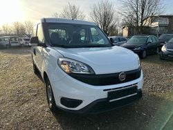 Weiß Gebraucht 2017 Fiat Doblò Pop Van / Kleinbus | 7.999 € (Fairer Preis)
