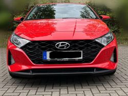 Rot Gebraucht 2021 Hyundai i20 Trend Kleinwagen | 16.150 € (Etwas zu teuer)