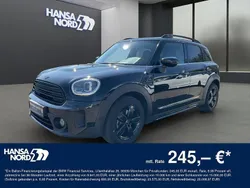 Schwarz / midnight black (metallic) Gebraucht 2022 Mini Cooper D Countryman Classic SUV | 28.850 € (Etwas zu teuer)