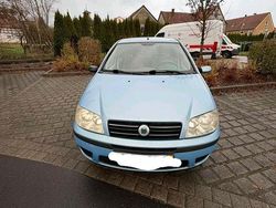Blau Gebraucht 2003 Fiat Punto Kleinwagen | 650 €