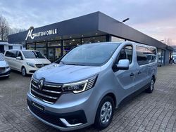 Silber Gebraucht 2022 Renault Trafic Life Van / Kleinbus | 23.900 € (Guter Preis)