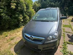 Grün Gebraucht 2006 Opel Zafira Van / Kleinbus | 750 € (Superpreis)