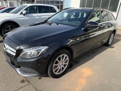 Schwarz unilack Gebraucht 2015 Mercedes C250 Kombi | 8.590 € (Fairer Preis)